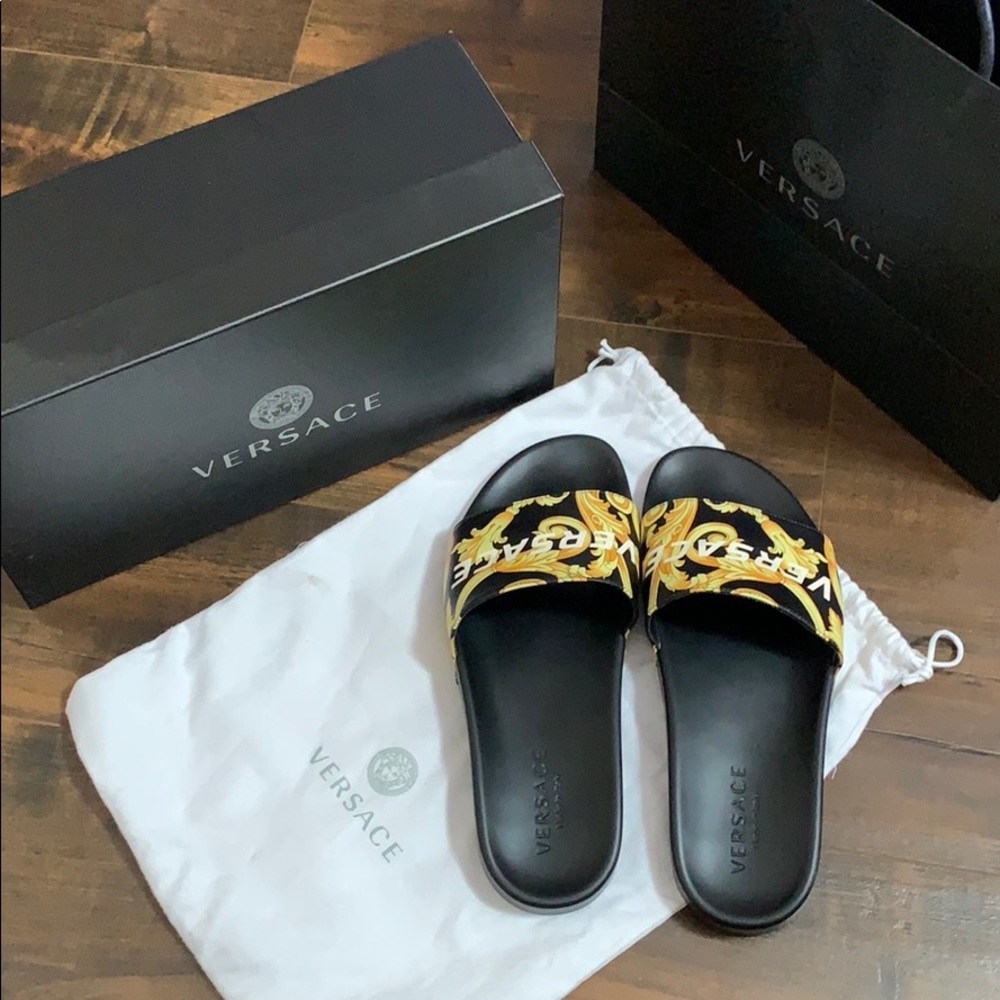 Versace slides size 11